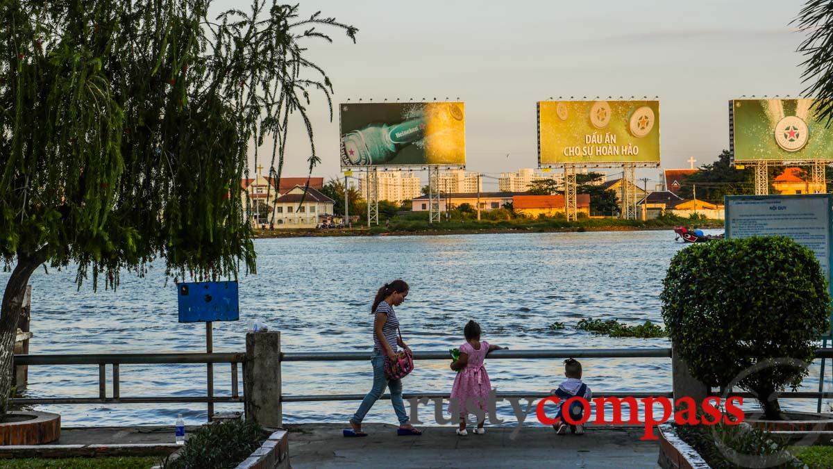 Saigon river walk with Thu Thiem in the background.